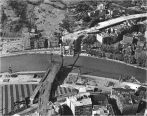 Construcción del Puente de La Salve, año 1970 Cierre Construcción Puente LA SALVE - La Salve Bilbao