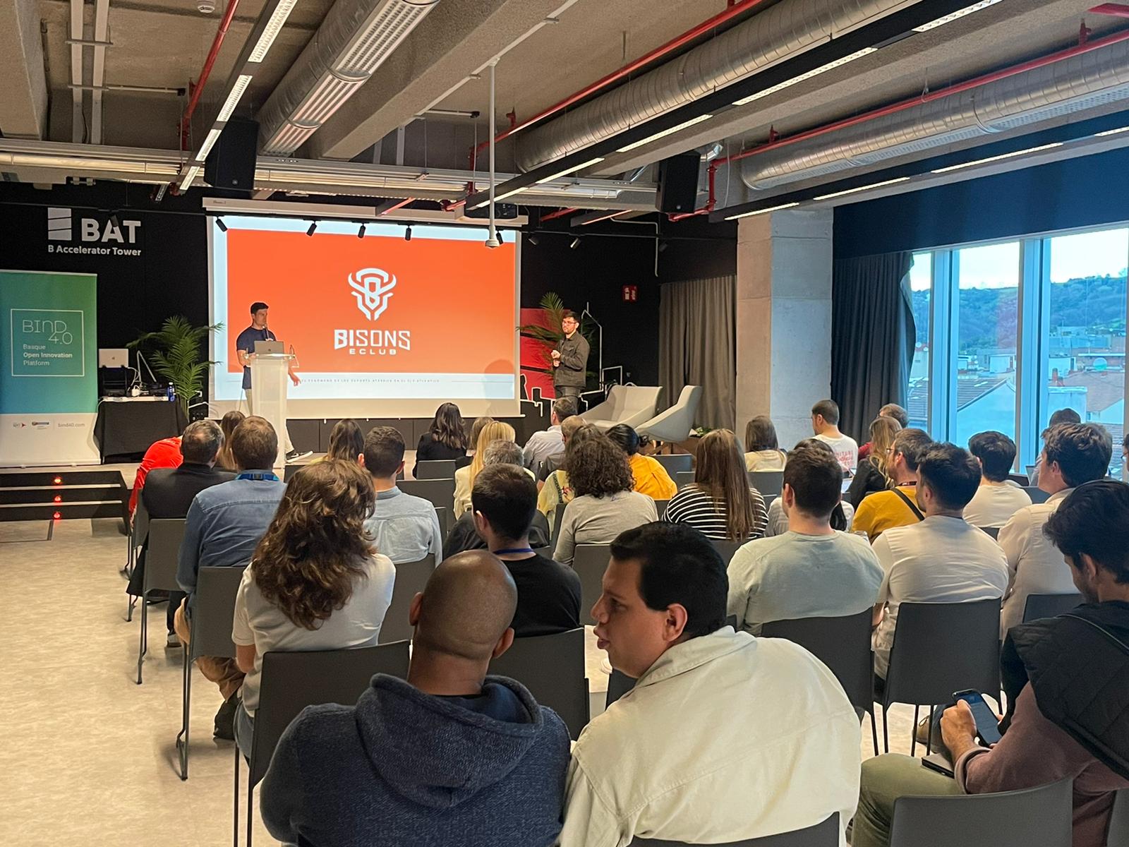 Nuevo Afterwork LA SALVE en la Torre BAT d ela mano de Bind 4.0